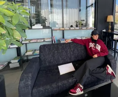 استوری جدید بهاره افشاری با کپشن مشغول خودت باش