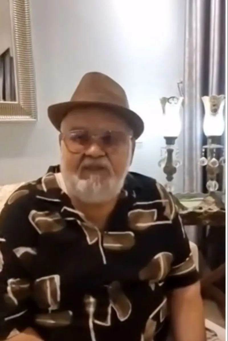 چیدمان منزل اکبر عبدی