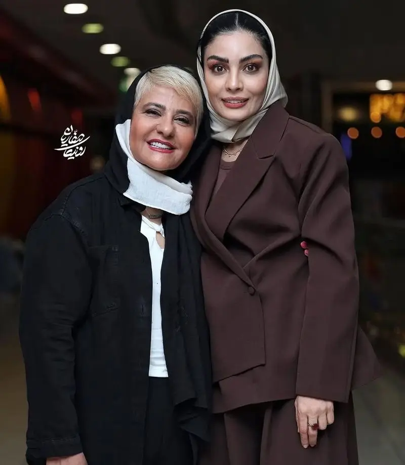 صحرا اسداللهی و رابعه اسکویی