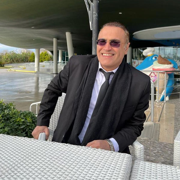 بهزاد خداویسی