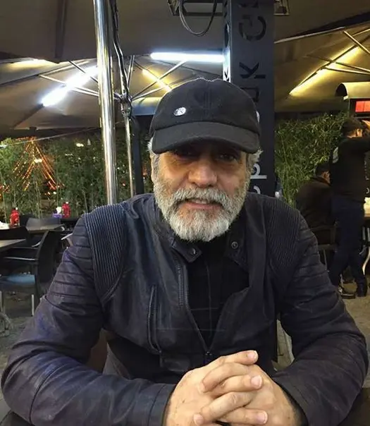 بیژن امکانیان 