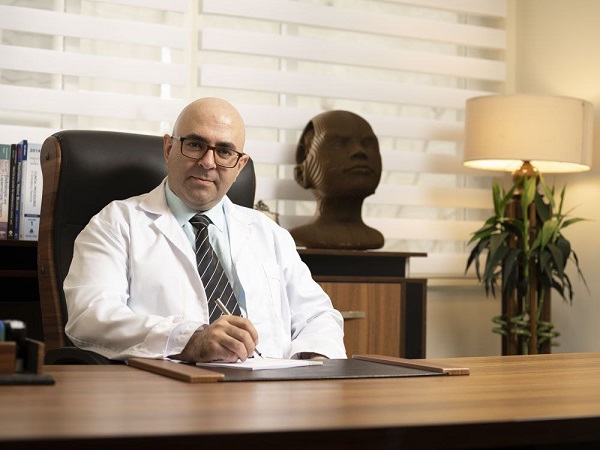 دکتر فرزان نقش وار