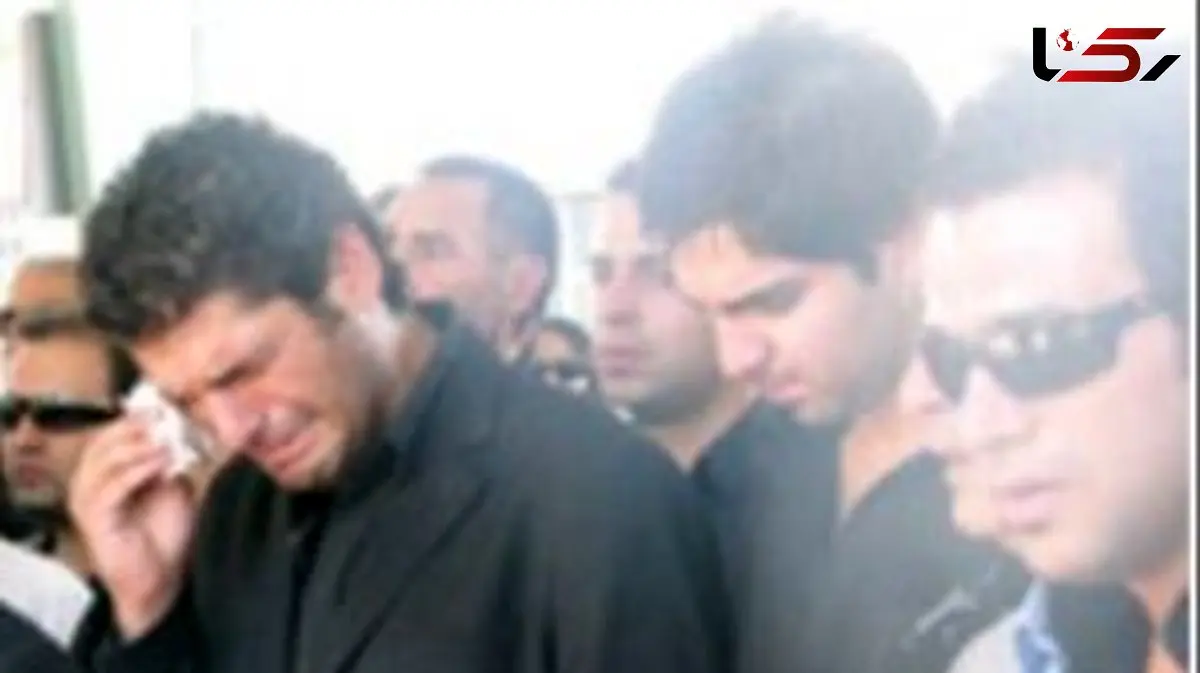 غم عمیق پژمان بازغی و کامبیز دیرباز در وداع تلخ با پدر سام درخشانی