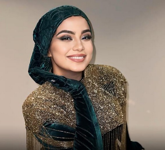 شقایق محمودی