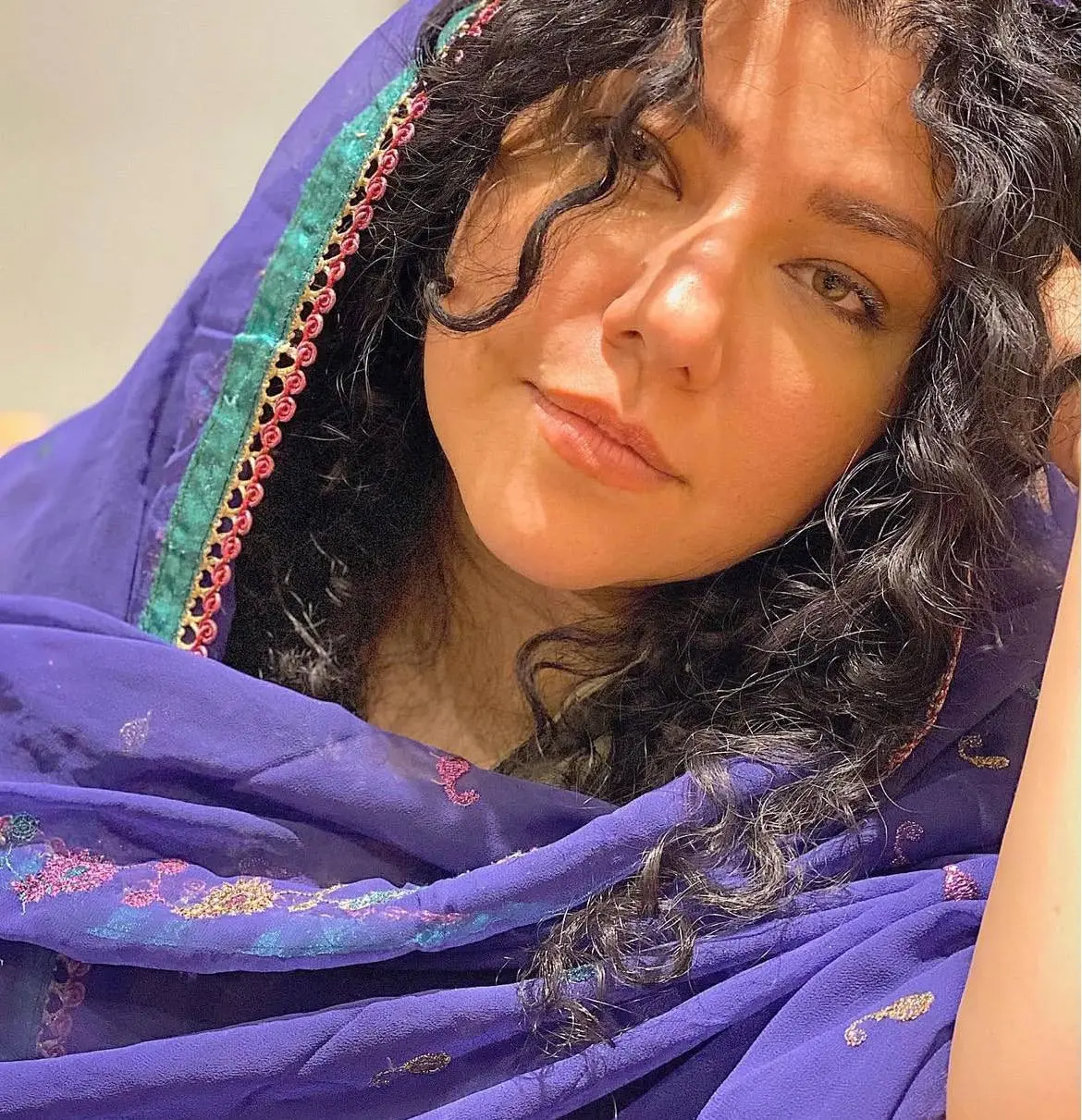 عصر سینما | مهشید جوادی، فیلم ناجورها، پریچهر قنبری