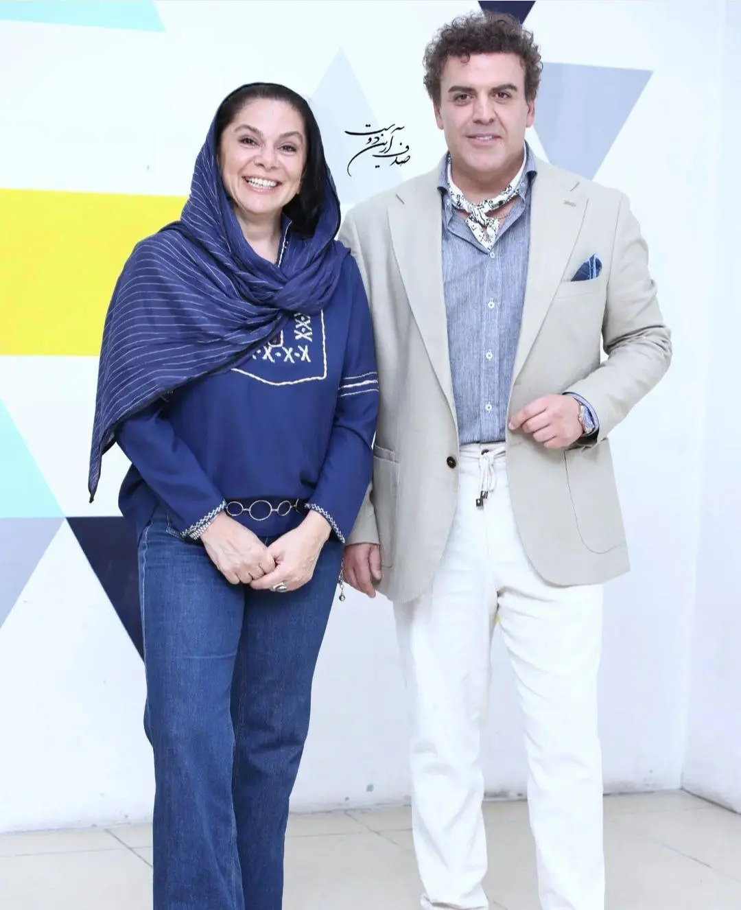 عکسی از مستانه مهاجر و بهرنگ علوی در فرش قرمز سریال بازنده