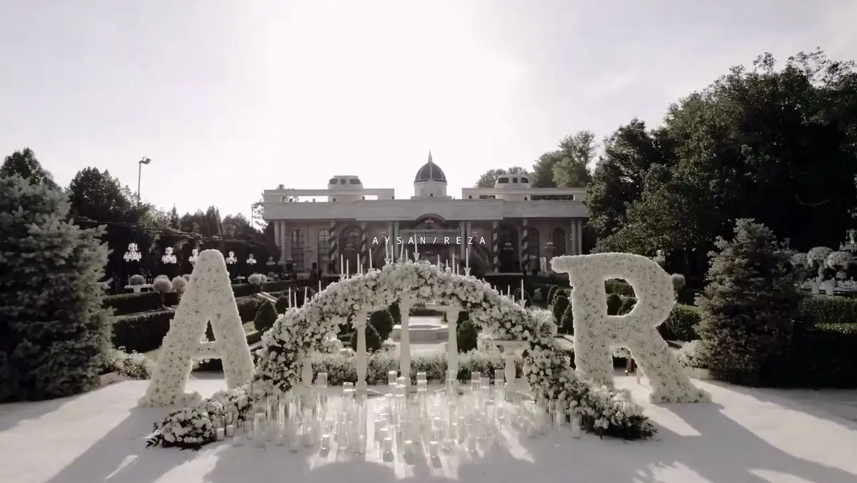 کارت عروسی لوکس محمدرضا گلزار و آیسان آقاخانی برای اولین بار رونمایی شد!