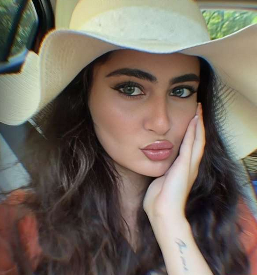 ملیکا پارسادوست