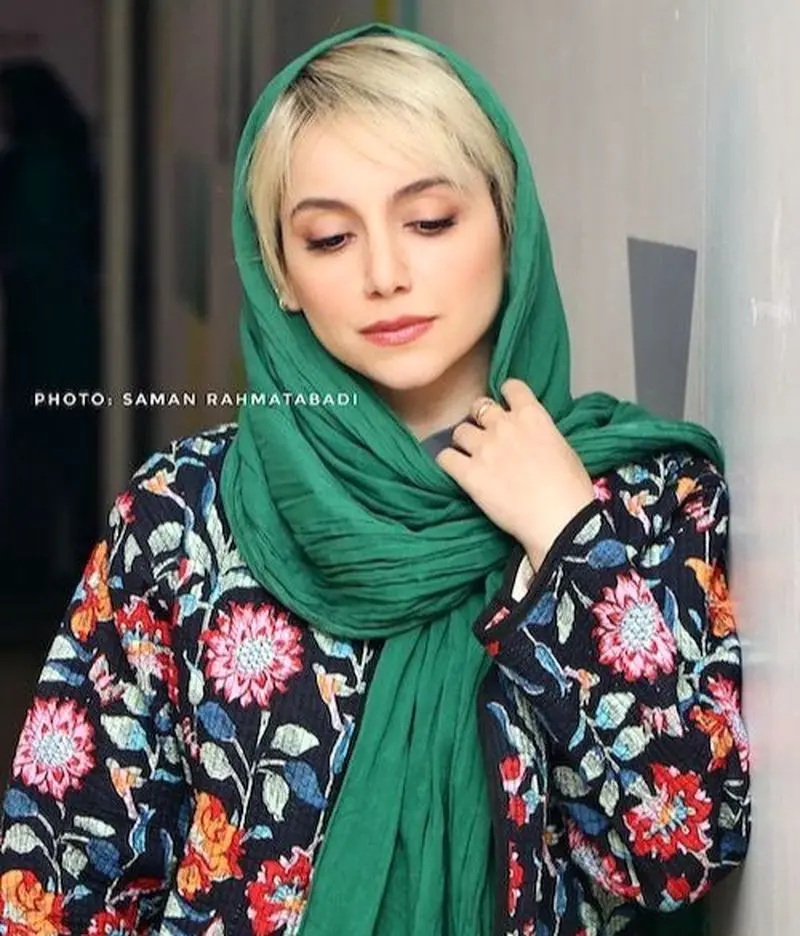 نازنین بیاتی