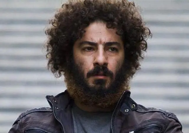 نوید محمدزاده