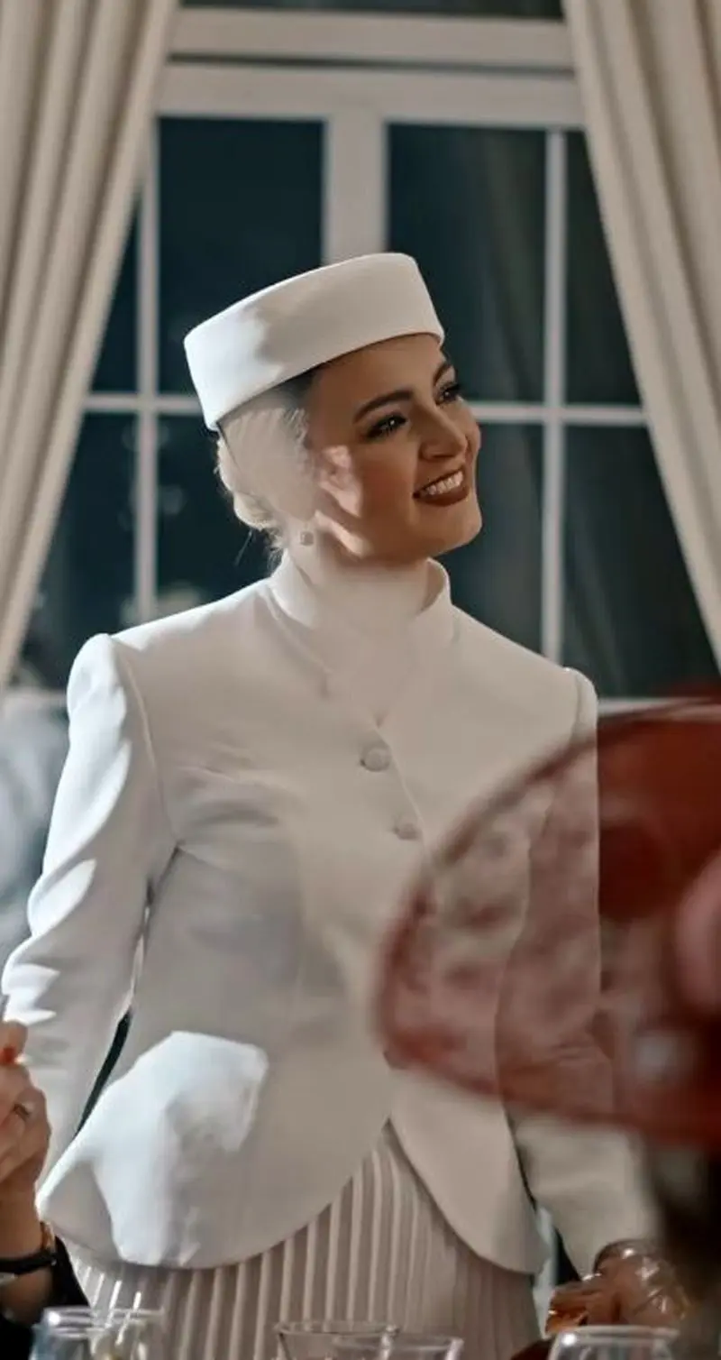 نیلوفر پارسا