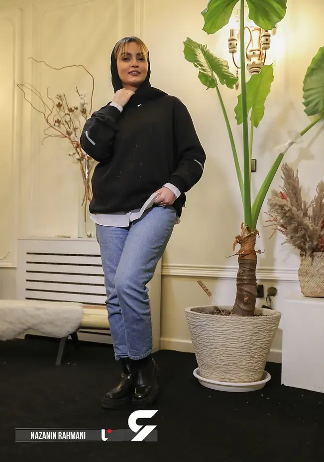 نیلوفر پارسا