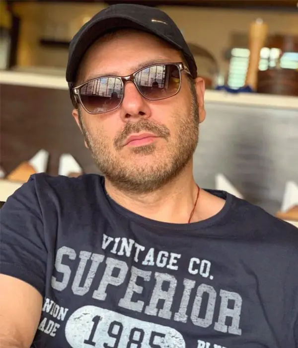 کوروش تهامی