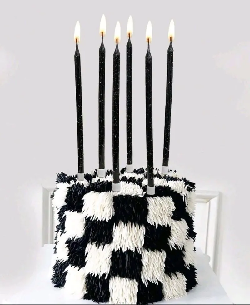 کیک تولد سیاه و سفید