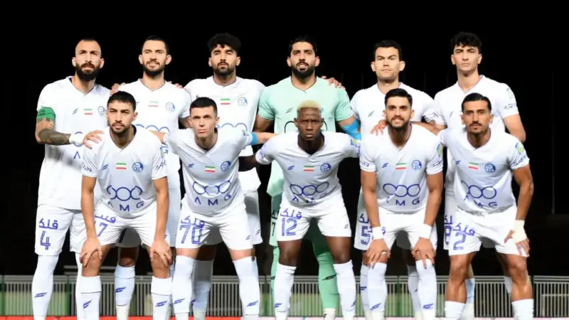 ساعت بازی امروز استقلال و سپاهان، سه شنبه ۴ آذر ۱۴۰۴ 