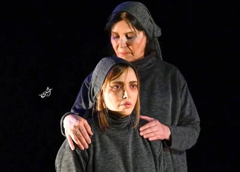 گلچهره سجادیه در تئاتر