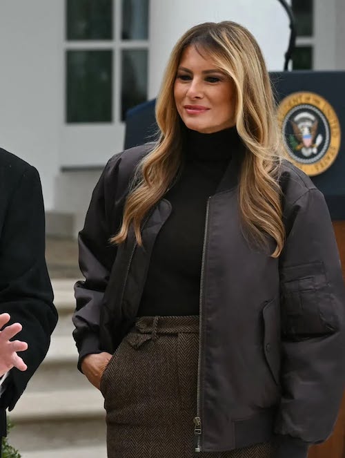 استایل قهوه‌ای ملانیا ترامپ