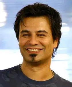 پیمان قاسم خانی نویسنده