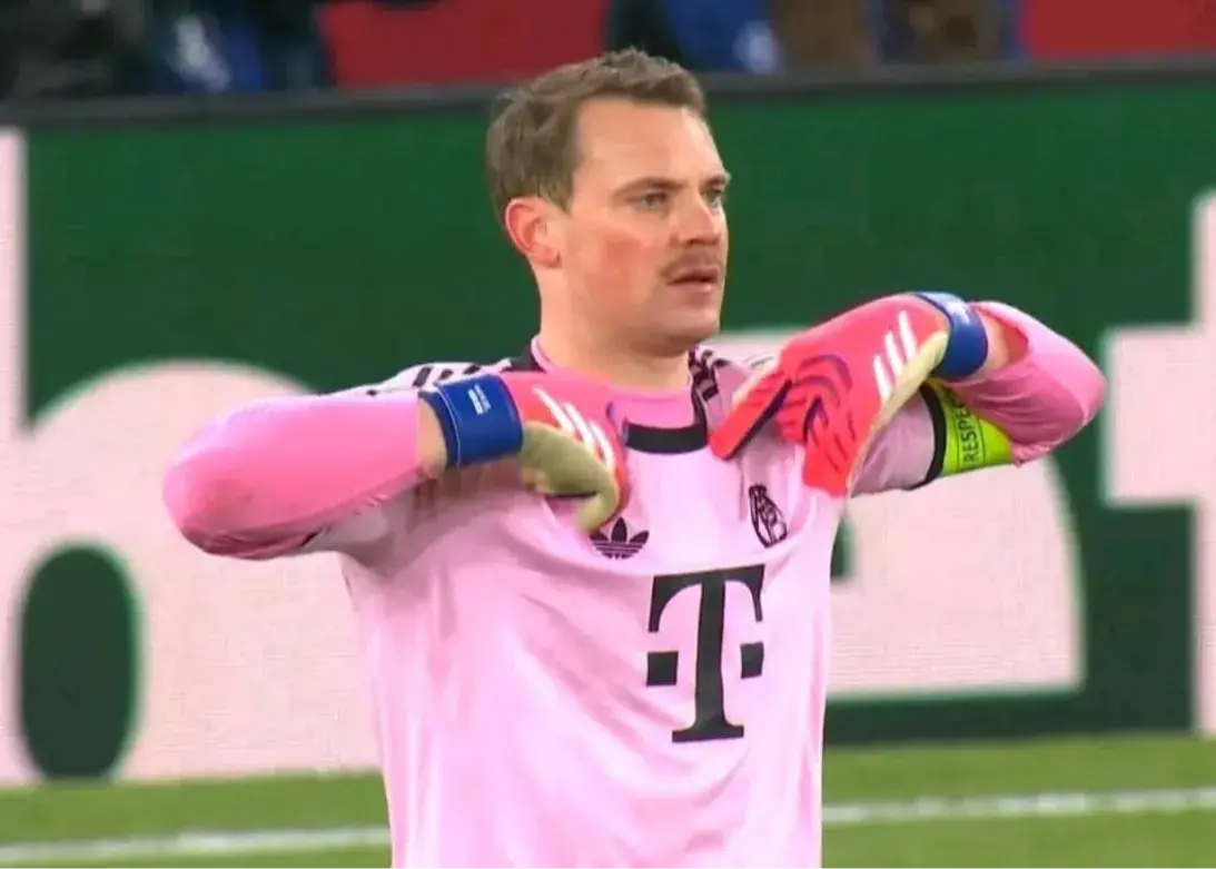 راز جنجالی سبیل مانوئل نویر که رختکن بایرن را به هم ریخت!