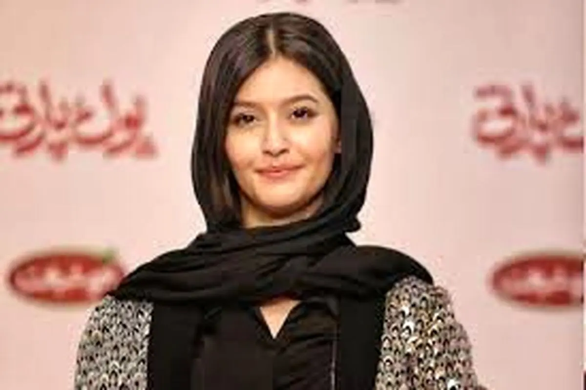 قاب امروز | «پردیس احمدیه» در لباس بابانوئل؛ تصاویر جدید بازیگر «از یاد رفته»