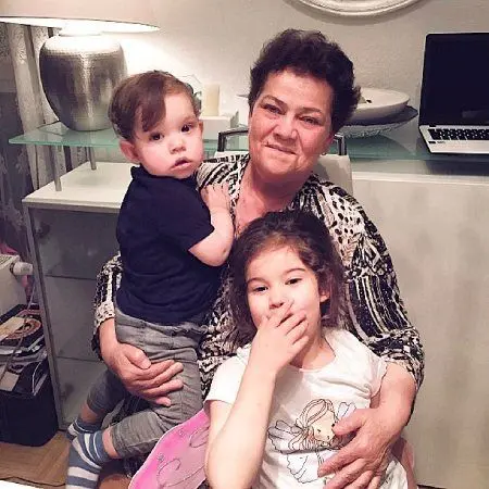 فاهریه اوجن,مادر فاهریه اوجن,عکس های خانوادگی فاهریه اوجن