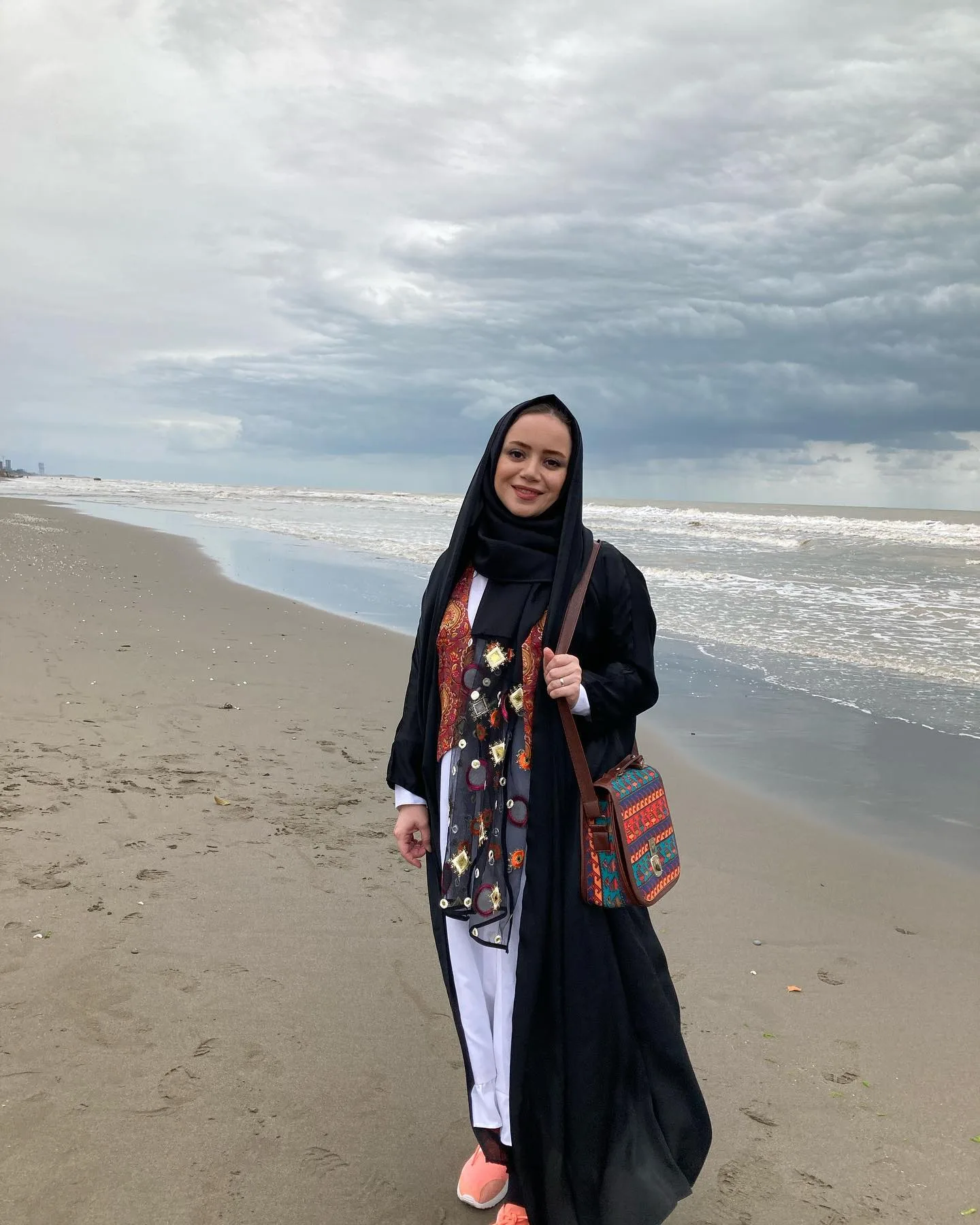 بیوگرافی لطیفه گودرزی و همسرش مجری و گوینده خبر صدا و سیما