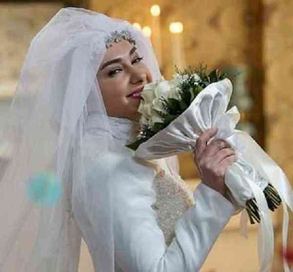 lebase-arose-hanieh-tavassoli-1