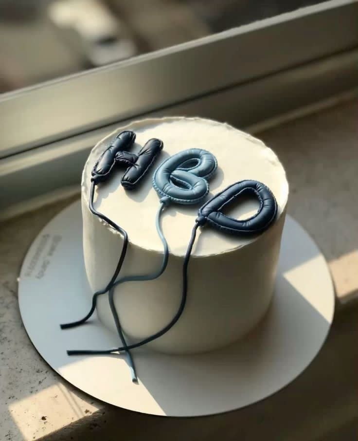 کیک مینیمال مردانه