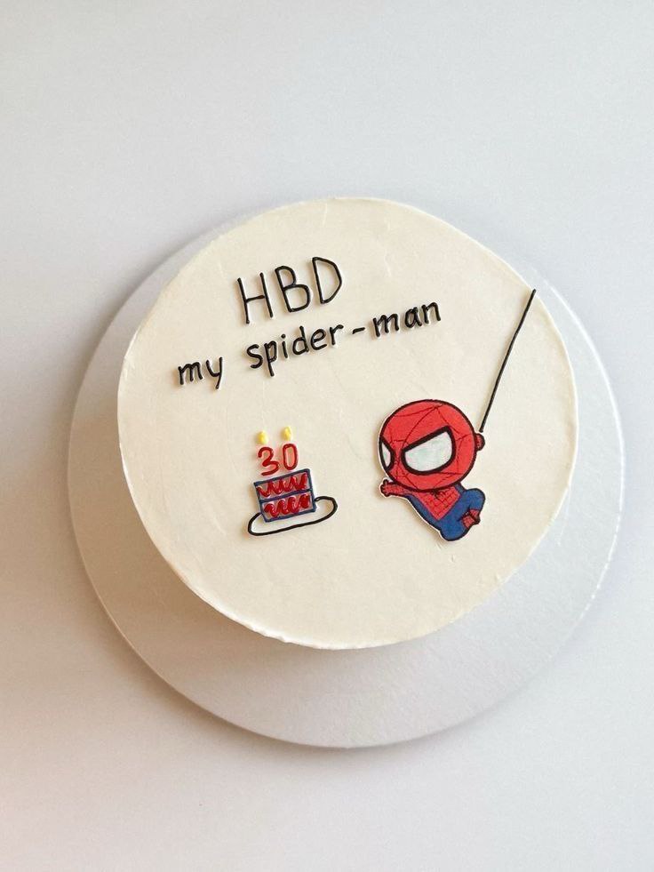 کیک مینیمال مردانه