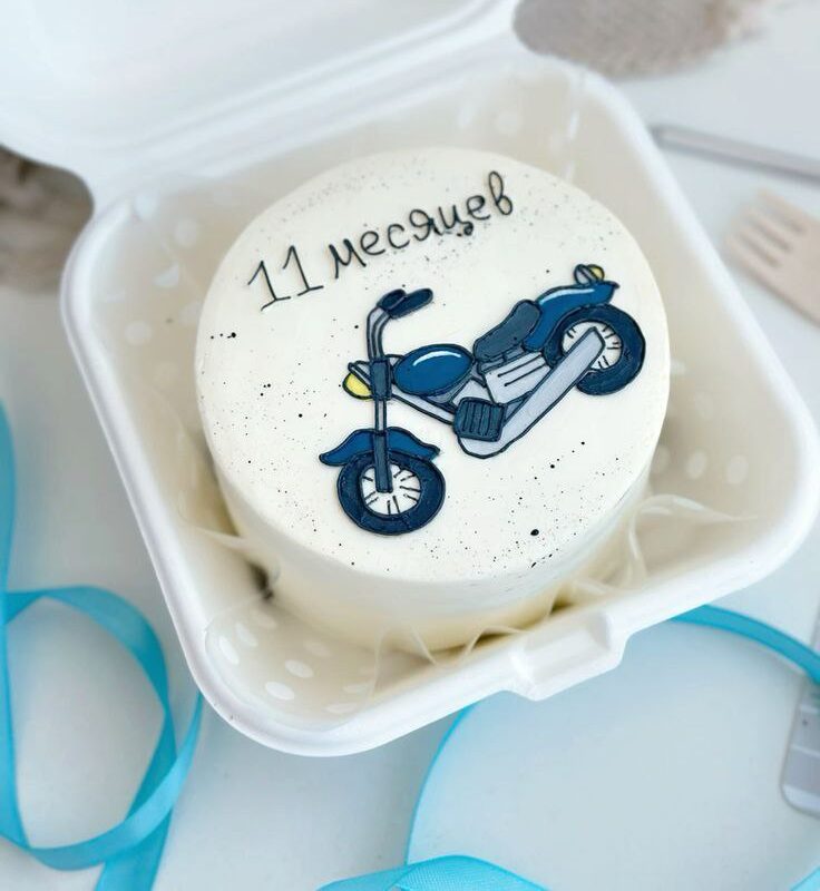 کیک مینیمال مردانه