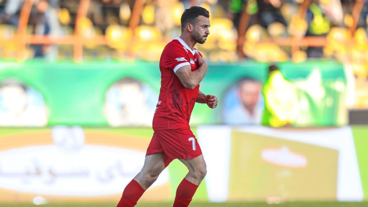 سروش رفیعی با گلزنی مقابل شمس‌آذر به رکورد 25 گل رسید؛ استقلال و فولاد در انتظار رقابت نفس‌گیر!