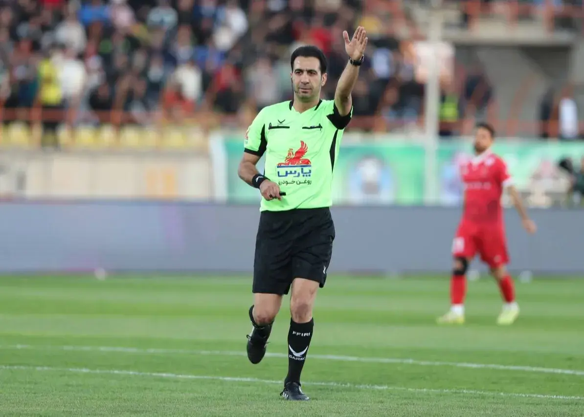 علی خسروی: محمدی، قهرمان پنهان پیروزی پرسپولیس مقابل شمس‌آذر!