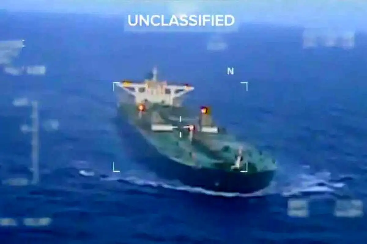 کاخ سفید دستورات جدید برای محاصره نفتی ونزوئلا را صادر کرد؛ آیا جنگ اقتصادی آغاز شده؟