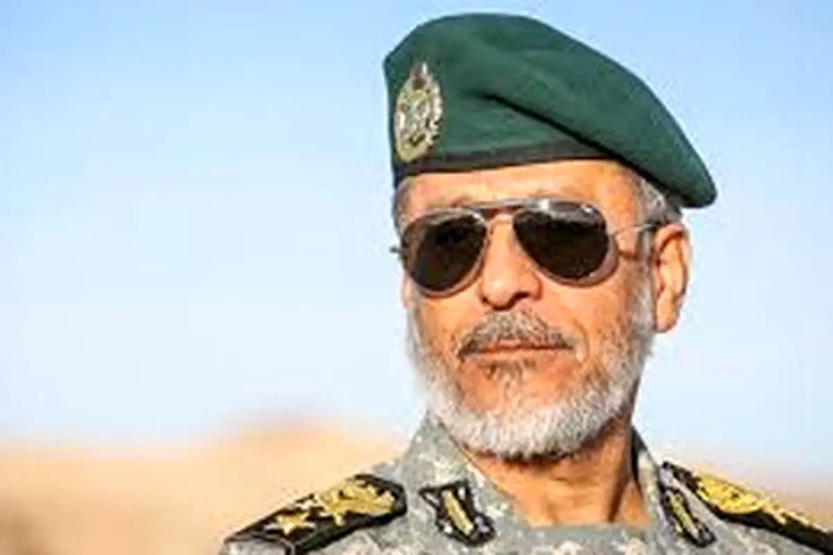 دیدار دریادار سیاری با جانباز ارمنی؛ پیام قدردانی ارتش به اقلیت‌های مذهبی در آستانه سال نو میلادی