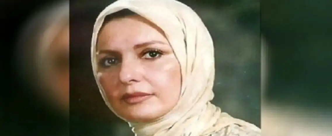 تصویری نادر از گوگوش ۲۶ ساله در سفر حج که تاکنون ندیده‌اید!