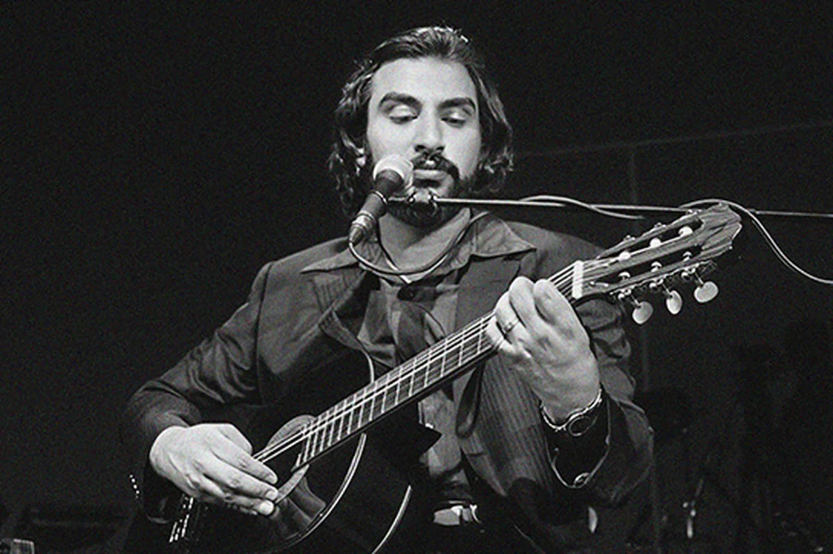 راز ماندگاری ناصر عبدالهی؛ صدایی که هنوز در دل‌ها می‌نشیند