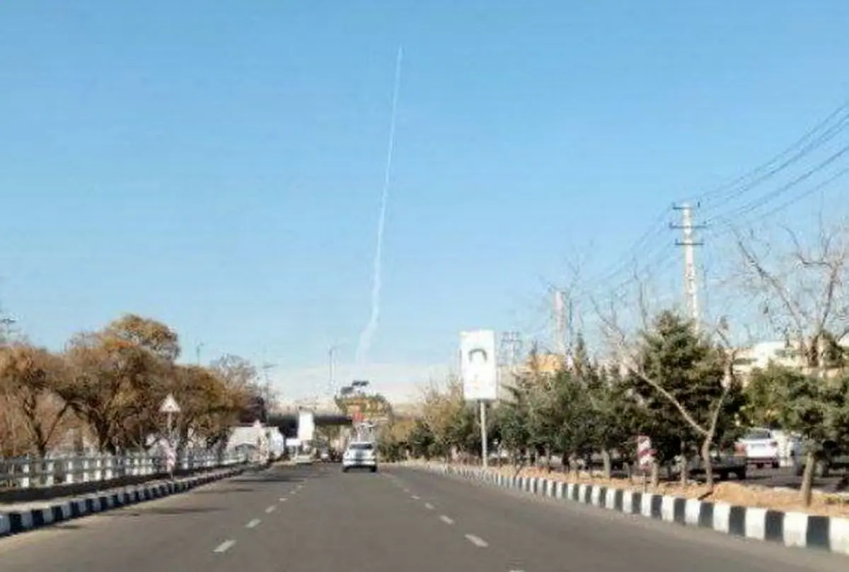 واکنش صداوسیما به شایعه آزمایش موشکی؛ حقیقت پشت ابرهای سفید آسمان ایران چیست؟