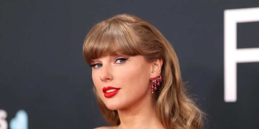 آیتمهای تکرارشونده در استایل تیلور سوئیفت