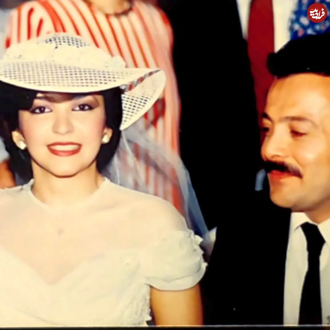 11zon_mahroo.singer_1702288961_3255358208607231664_1747012589