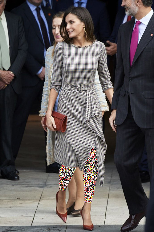 آیتم‌ها چهارخانه بانوان سلطنتی