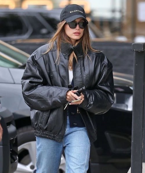 کتهای چرم هیلی بیبر