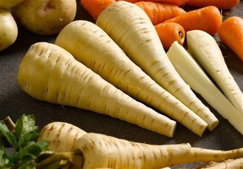 برداشت انبوه زردک ارگانیک خرانق اردکان؛ پیش‌بینی تولید ۲۵۰۰ تن در فصل جدید