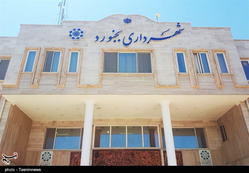 هشدار جدی شهردار بجنورد درباره تخریب عمدی تجهیزات حیاتی ترافیکی در مسیرهای اصلی