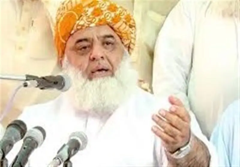 فضل‌الرحمان: وقت بازنگری جدی سیاست پاکستان در قبال افغانستان است!