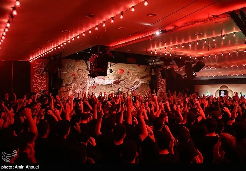 راز ماندگاری مداحی در روزگار بحران معنا؛ هنرمند یا مربی؟