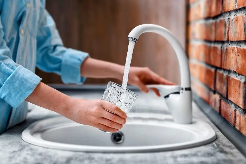 چرا صرفه‌جویی در آب تنها با شعار ممکن نیست؟ دولت باید وارد میدان فناوری شود!