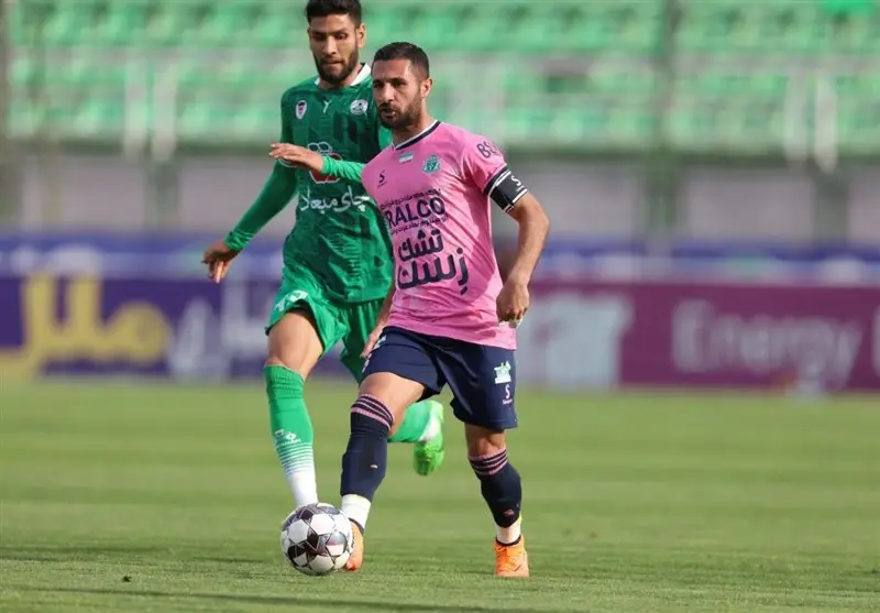 نوری به رفیعی: فراموش نکن که سه بار از ما شکست خوردی؛ فوتبال جای توهین نیست!