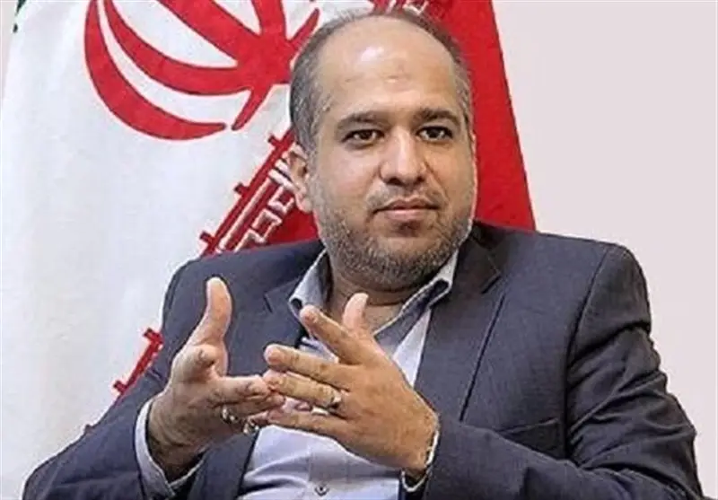 خضریان هشدار داد: رها کردن بازار ارز به انحصارگران، آغازی برای افزایش قیمت‌های نجومی!