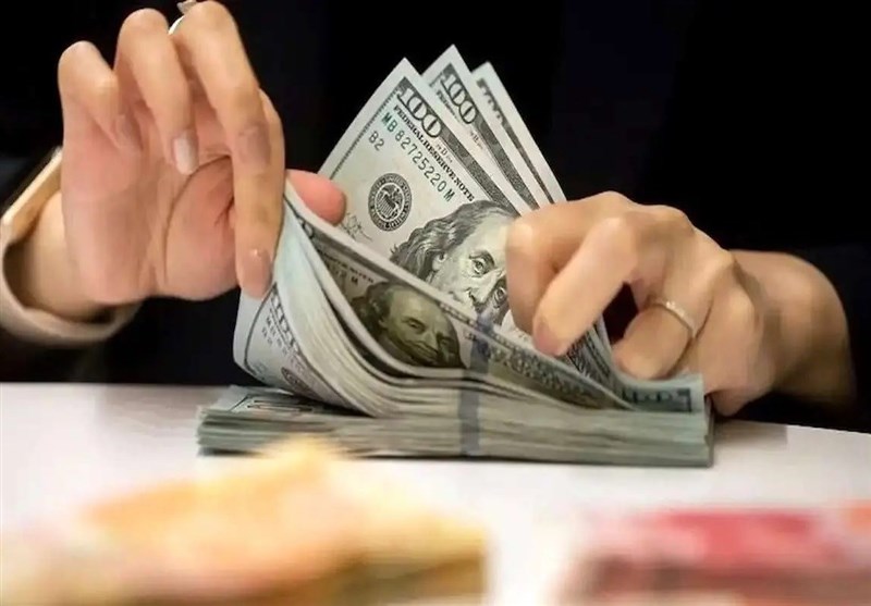 رئیس مجمع فعالان اقتصادی از پایان جهش دلار خبر داد؛ بازار به زودی آرام می‌گیرد!