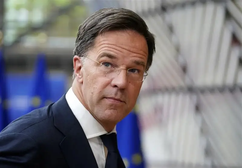 دبیرکل ناتو: اروپا نباید از آمریکا در دفاع جدا شود!